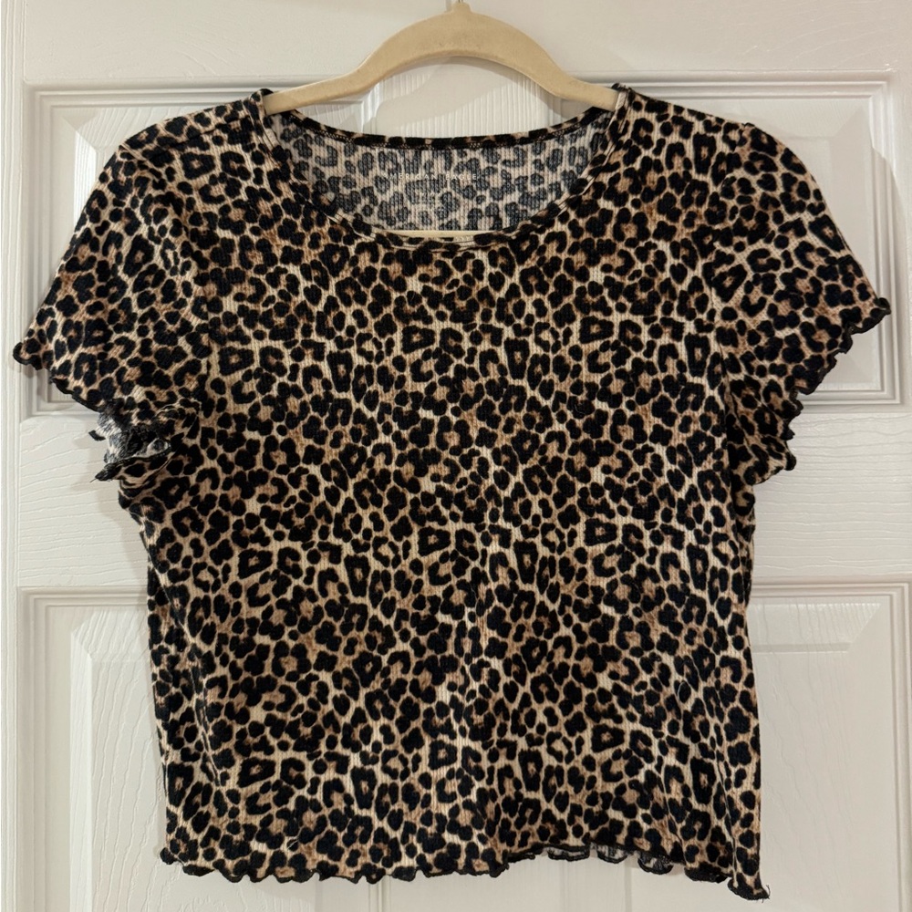 American Eagle Cheetah print top